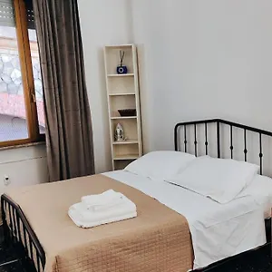 https://genova-rooms-xx.hotelitalianriviera.com